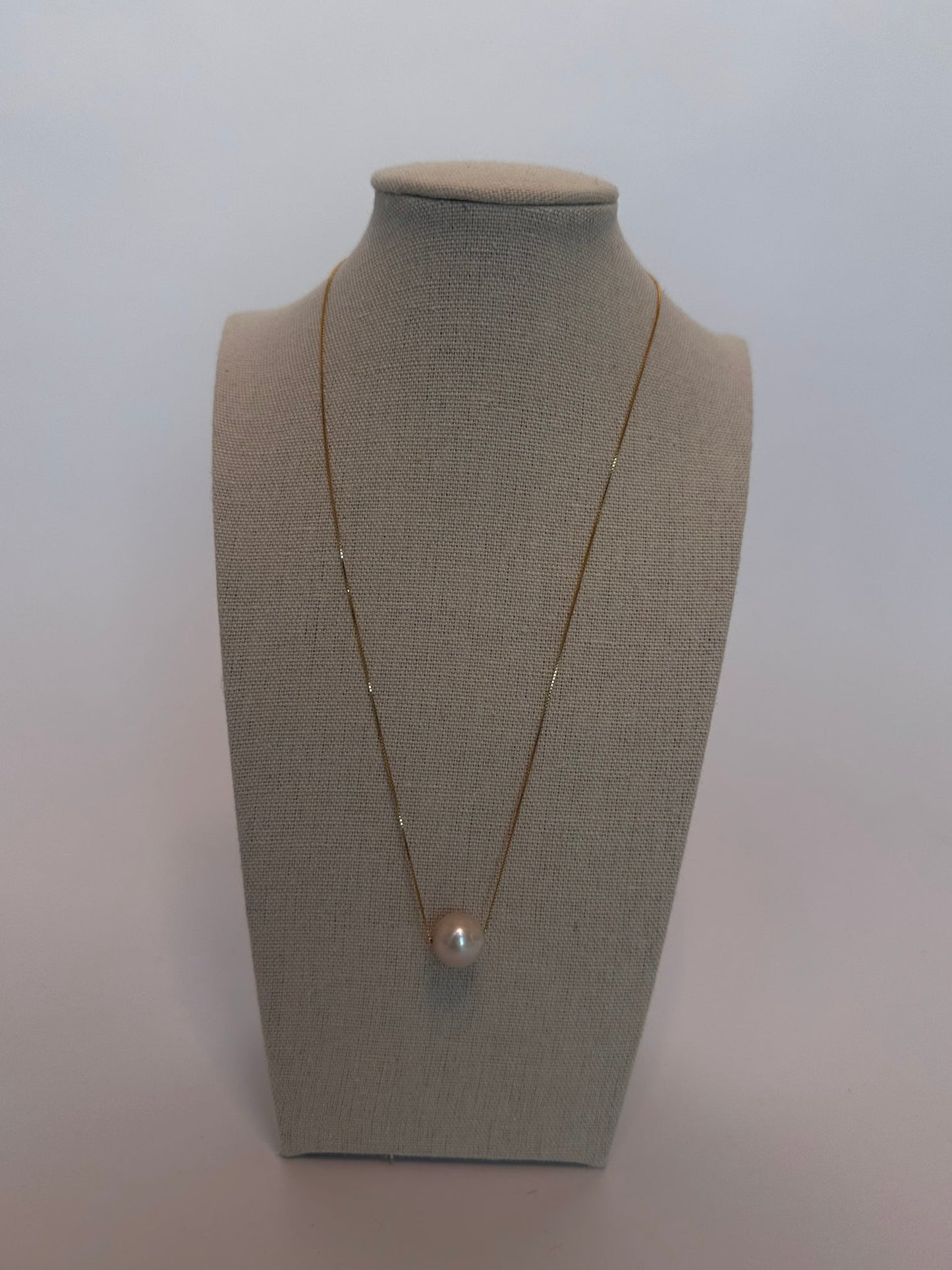 Amihan Floating Pearl Necklace