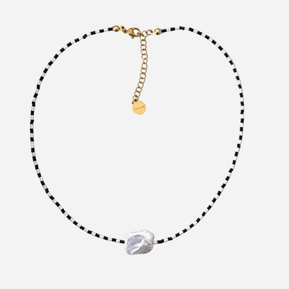 Siargao Necklace B&W