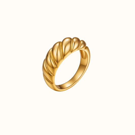 Croissant Ring