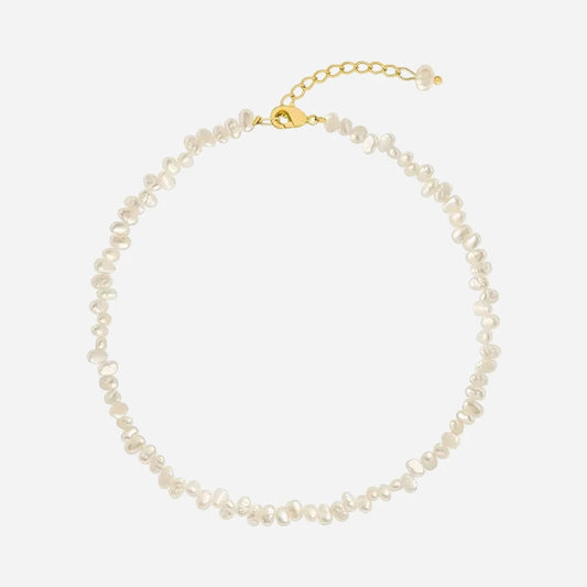 Galera Pearl Necklace