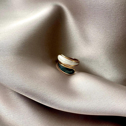 Twin Ring